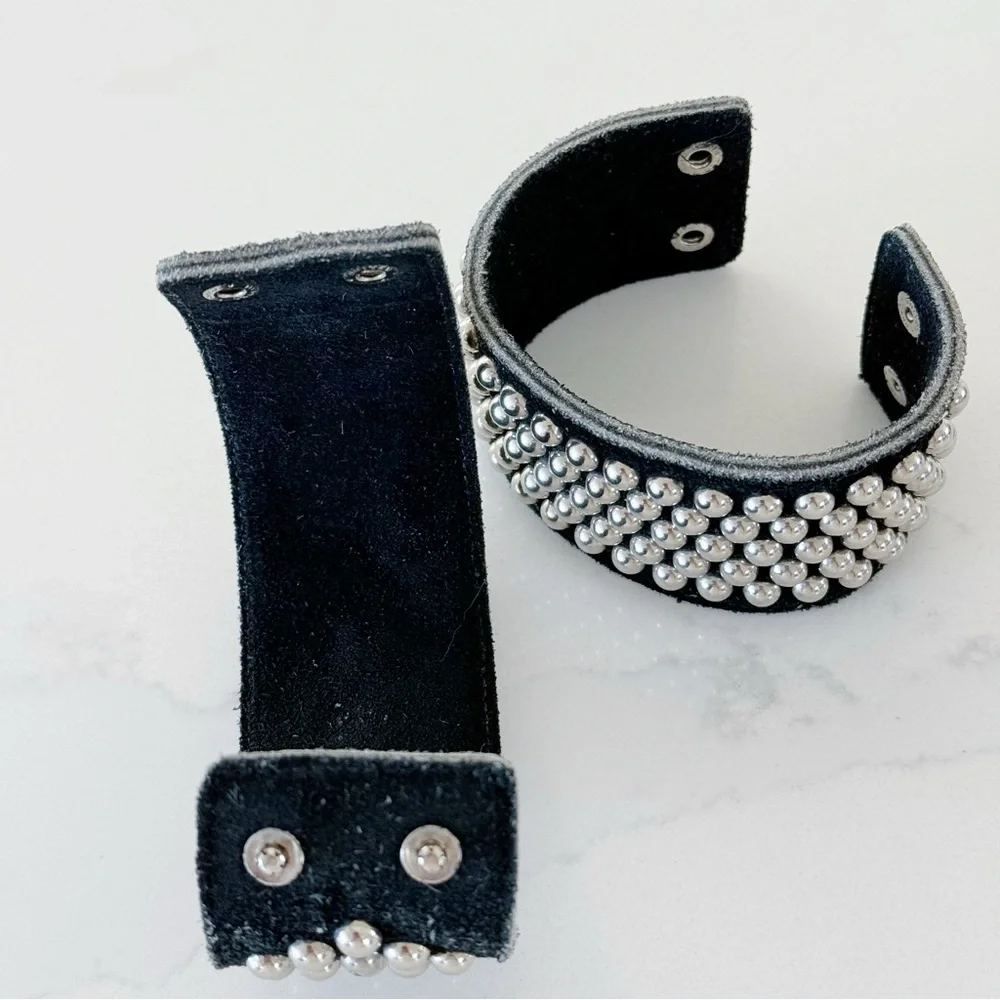 🤩 Stunning Genuine Studded Suede Black Belt And Matching Bracelets
